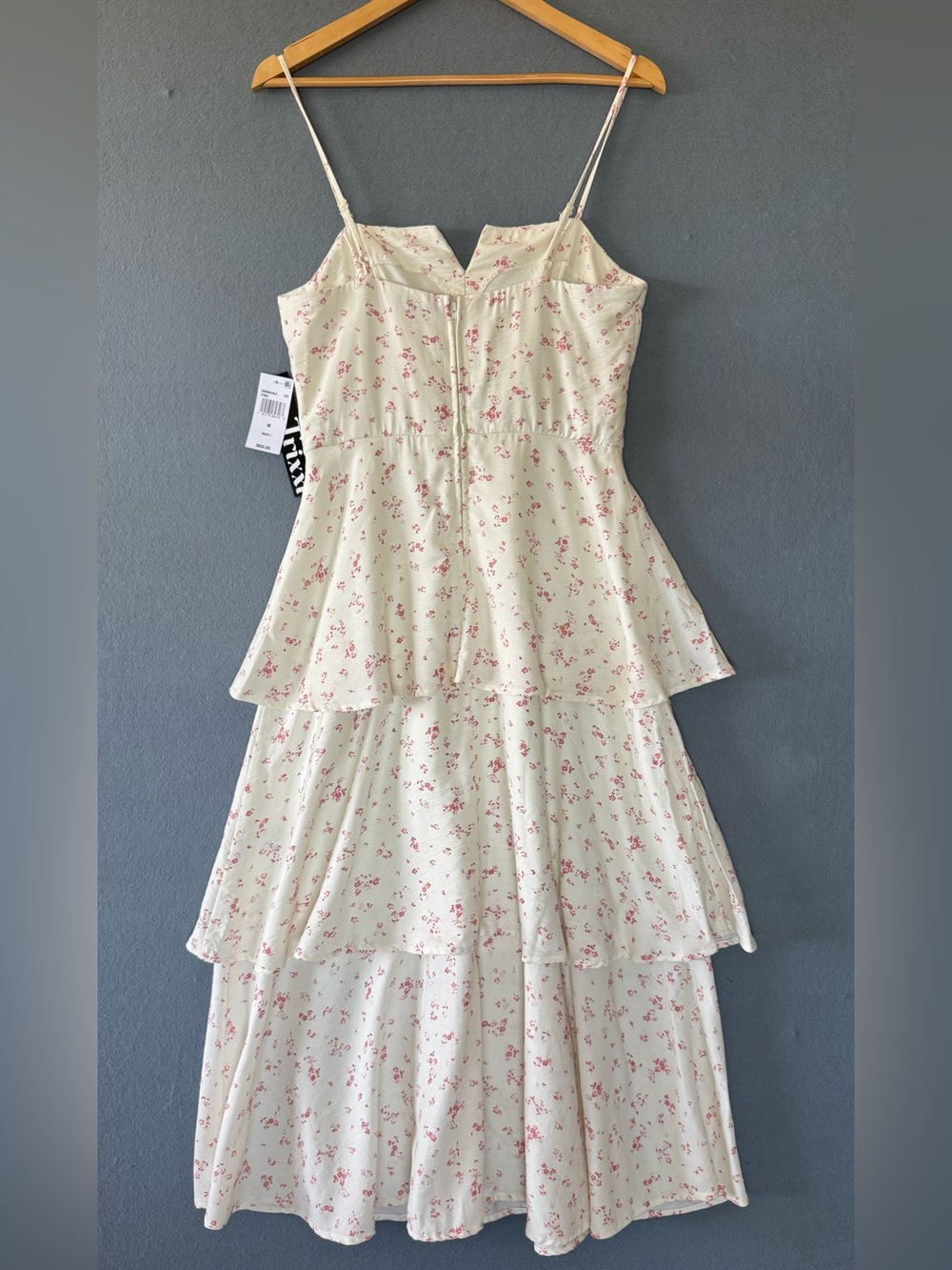 Trixxi Floral Tiered Maxi Dress Cream Pink Lace-Up Front Cottagecore Size M NWT - Picture 6 of 13